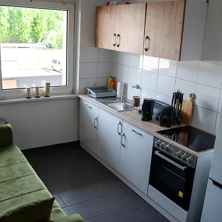 Livemore24 - 4 In Wlan - Smart-tv - 24-7 Check-in Und Kueche Apartman Duisburg